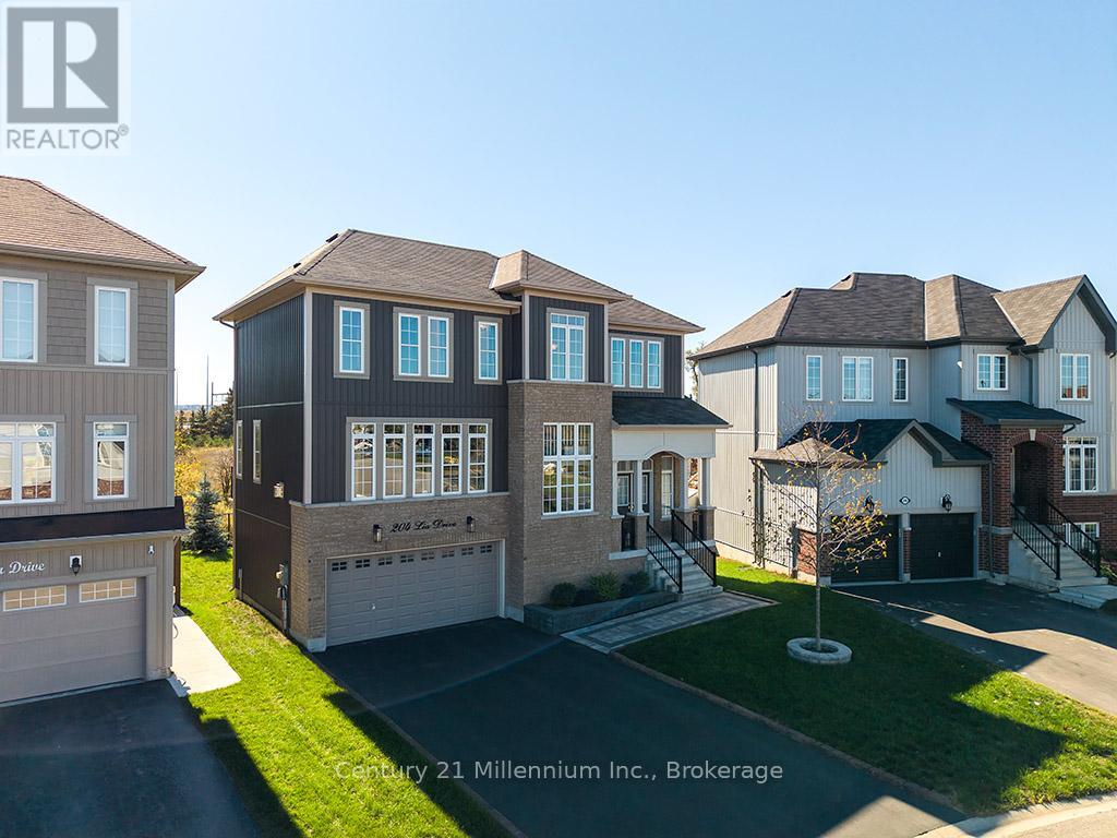 204 Lia Drive, Clearview, Ontario  L0M 1S0 - Photo 4 - S12462424