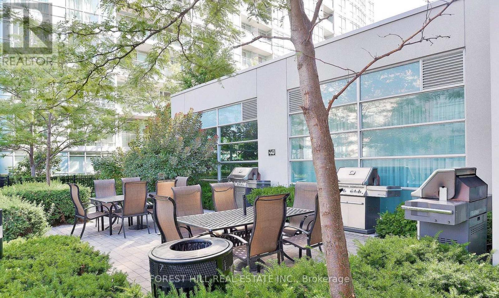 1334 - 165 Legion Road N, Toronto, Ontario  M8Y 0B3 - Photo 16 - W12462201