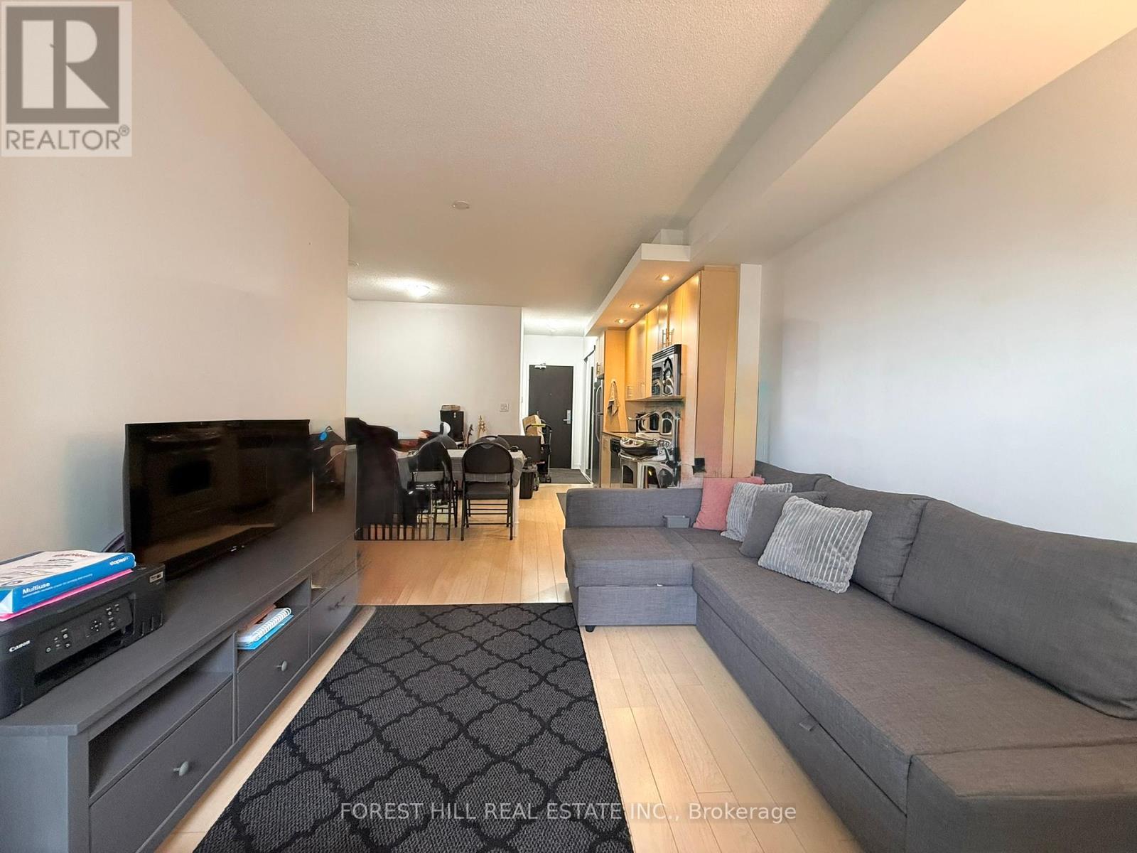 1334 - 165 Legion Road N, Toronto, Ontario  M8Y 0B3 - Photo 5 - W12462201