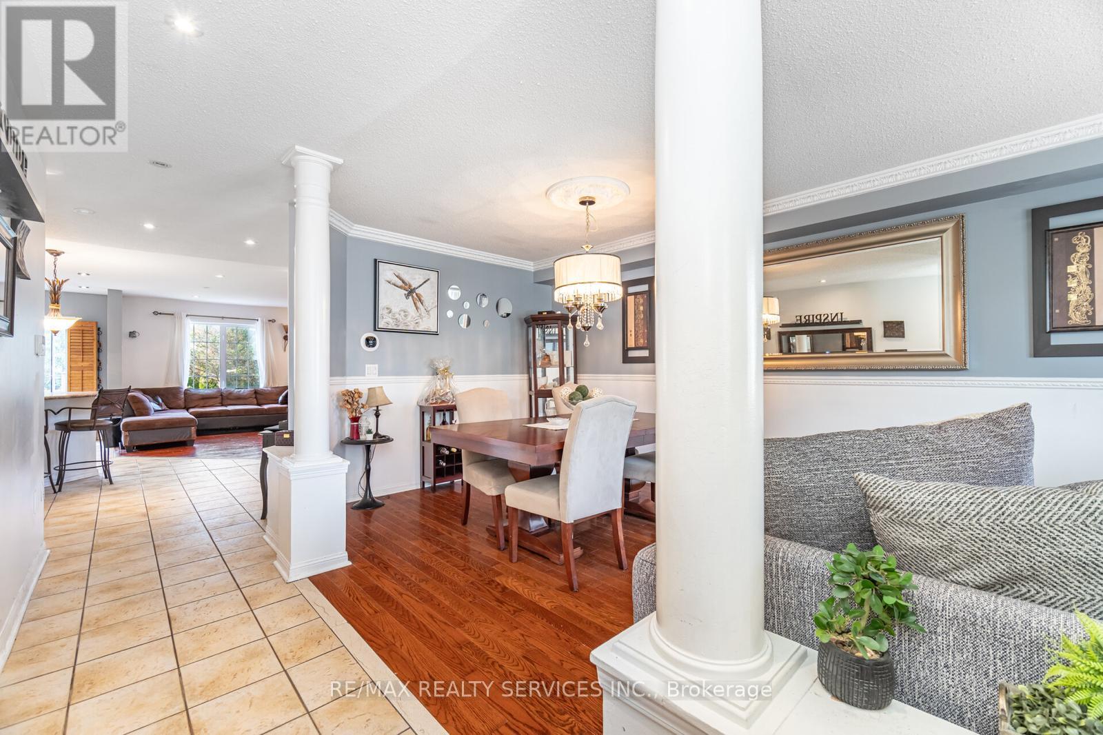 130 Dells Crescent, Brampton, Ontario  L7A 2X1 - Photo 8 - W12462236