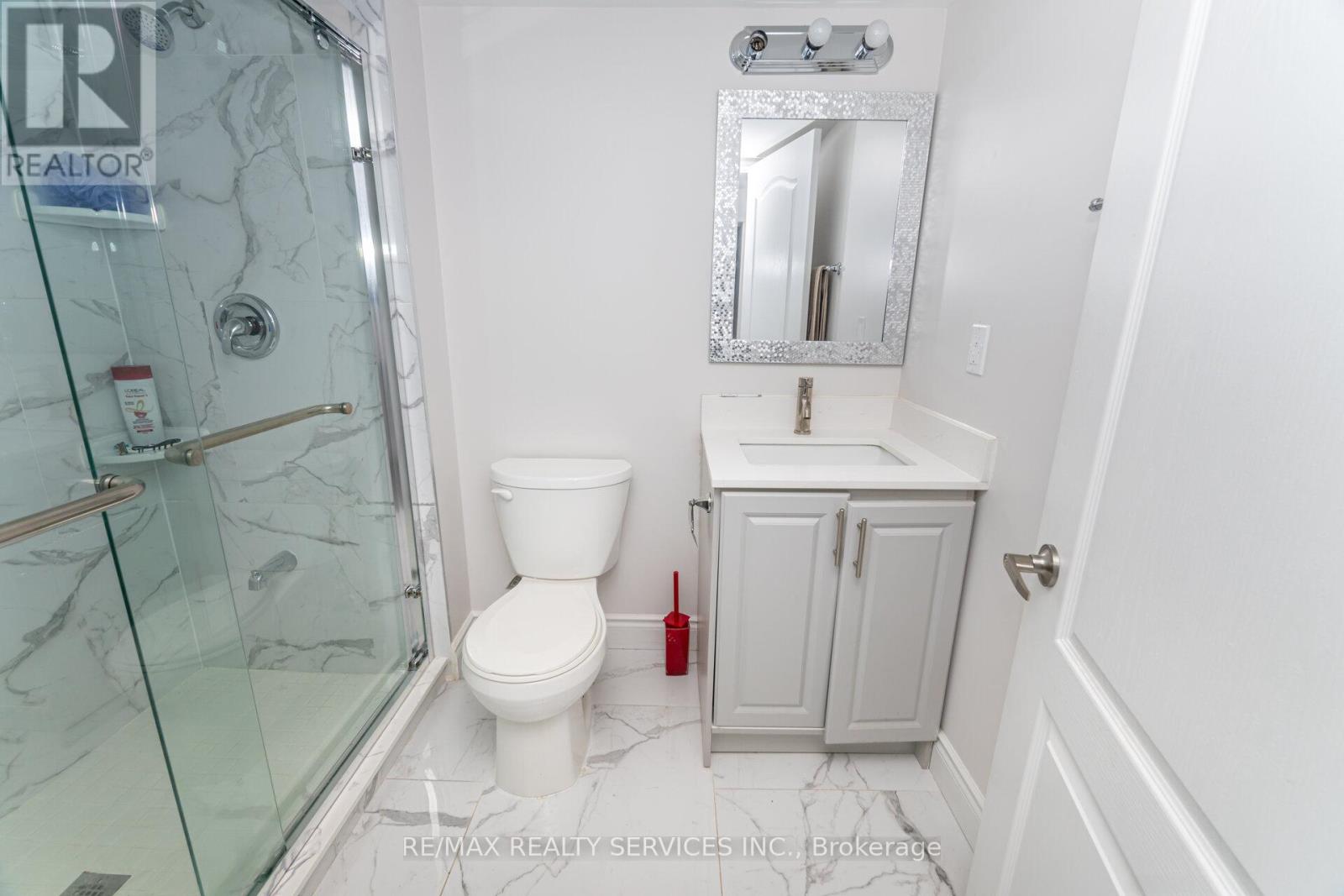 7 Blue Diamond Drive, Brampton, Ontario  L6S 6J1 - Photo 43 - W12462259