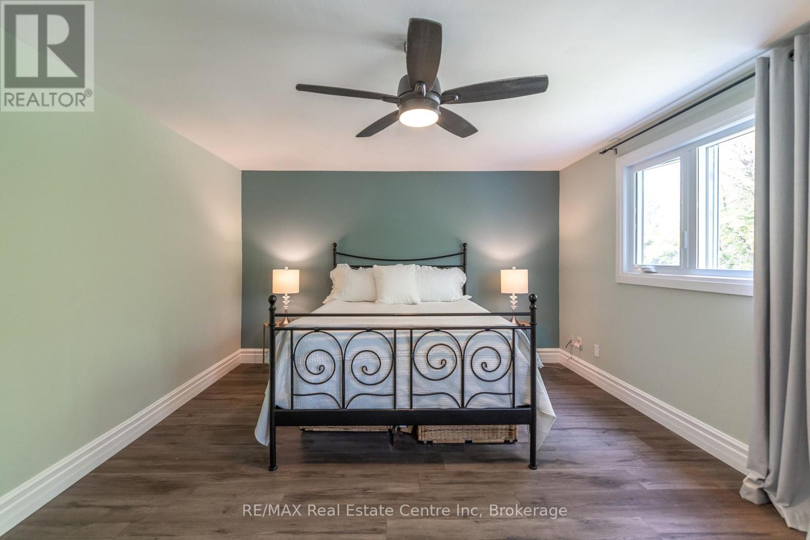 34 Woodridge Drive, Guelph, Ontario  N1H 7E2 - Photo 35 - X12462407