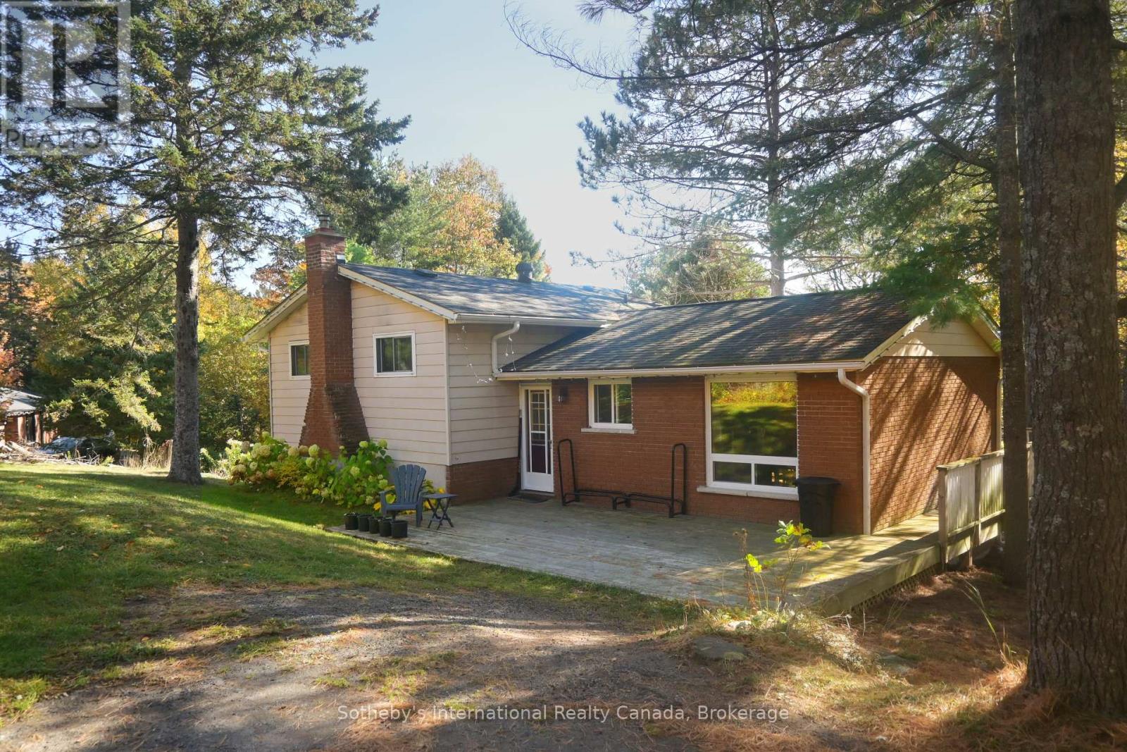 6 Pleasantview Drive, Mcdougall, Ontario  P2A 2W9 - Photo 18 - X12462432