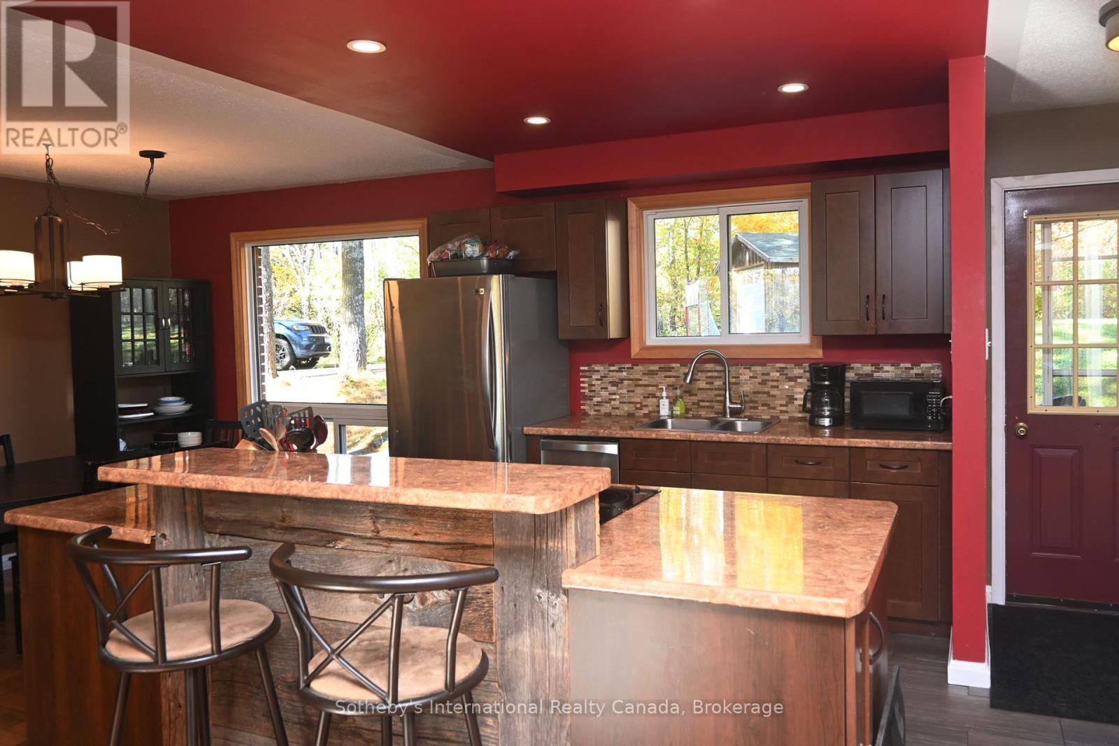 6 Pleasantview Drive, Mcdougall, Ontario  P2A 2W9 - Photo 7 - X12462432