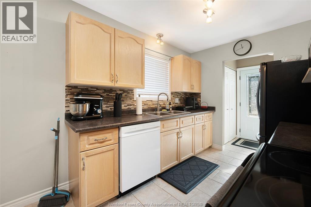 12676 Horwood, Tecumseh, Ontario  N8N 4T8 - Photo 17 - 25026116