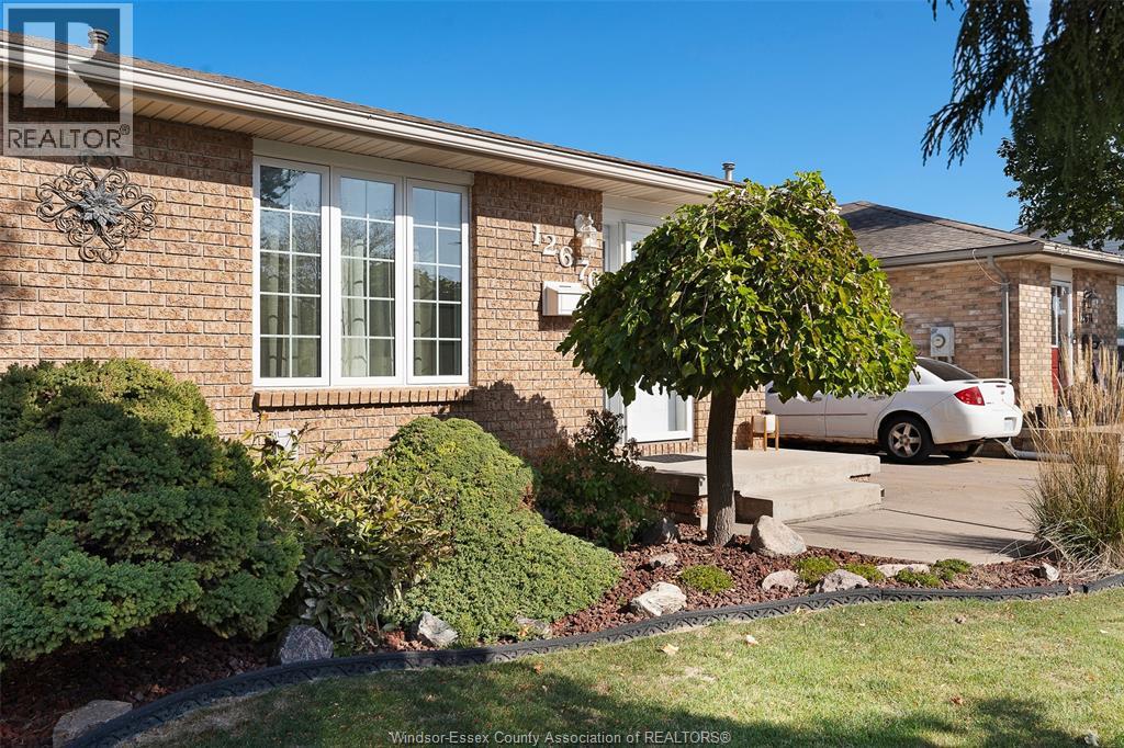 12676 Horwood, Tecumseh, Ontario  N8N 4T8 - Photo 4 - 25026116