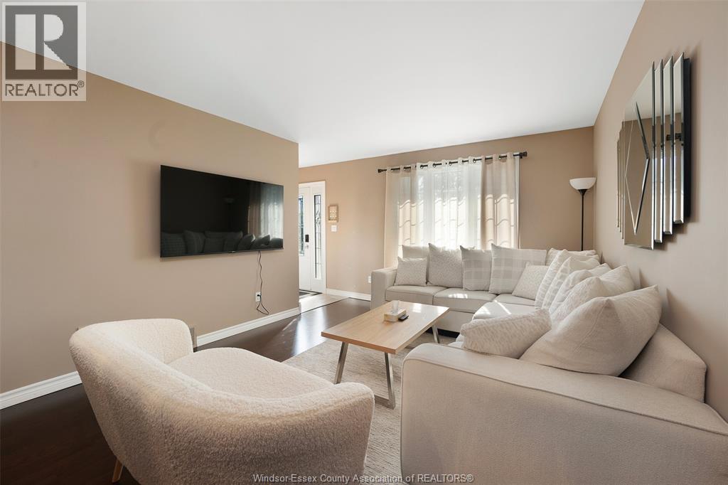 12676 Horwood, Tecumseh, Ontario  N8N 4T8 - Photo 5 - 25026116