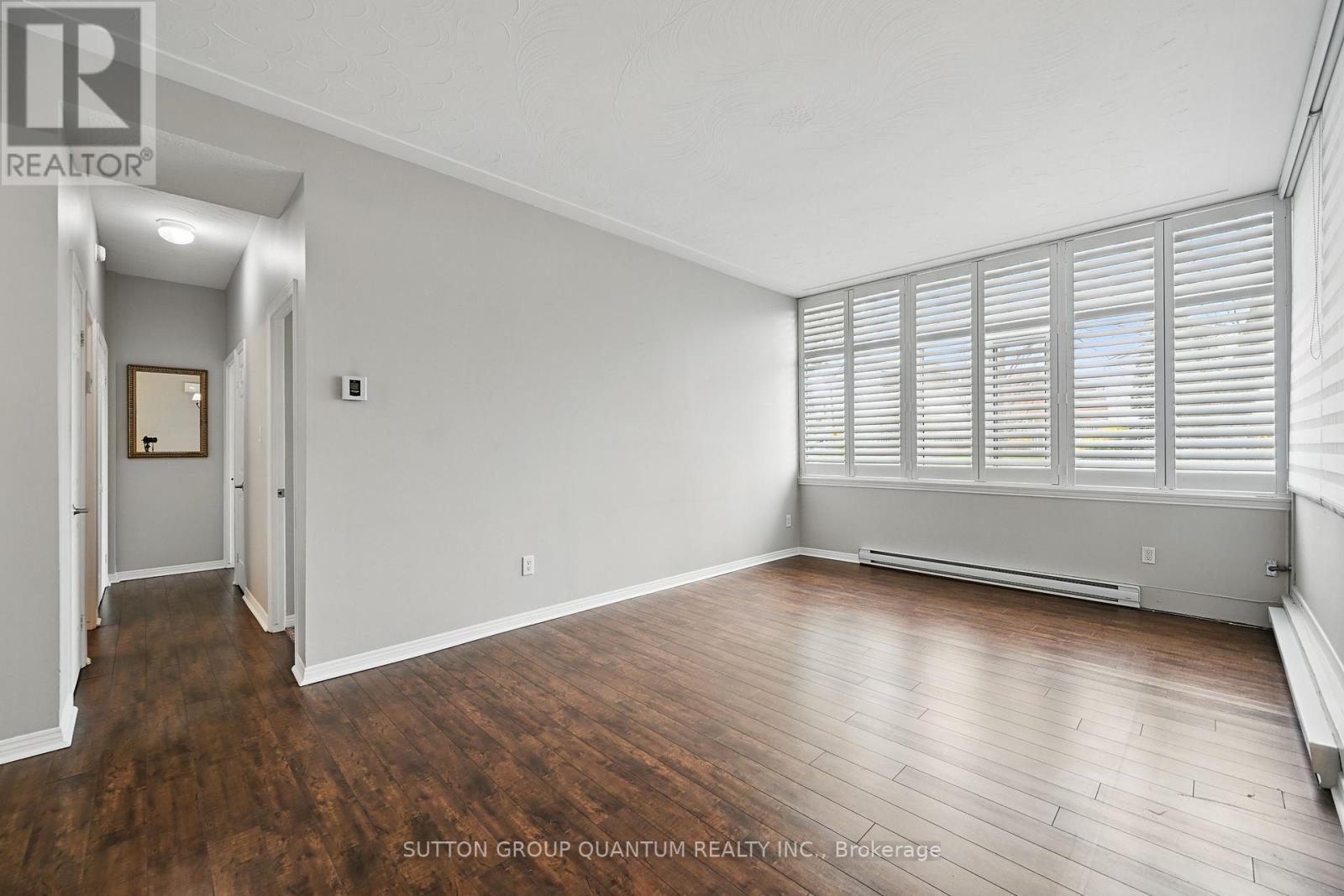104 - 30 Harrisford Street, Hamilton, Ontario  L8K 6M9 - Photo 11 - X12462244