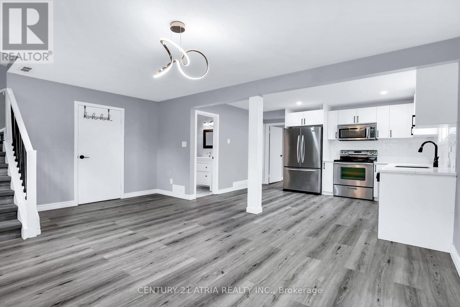 195 Ensign Drive, London South, Ontario  N6J 2E2 - Photo 10 - X12462250