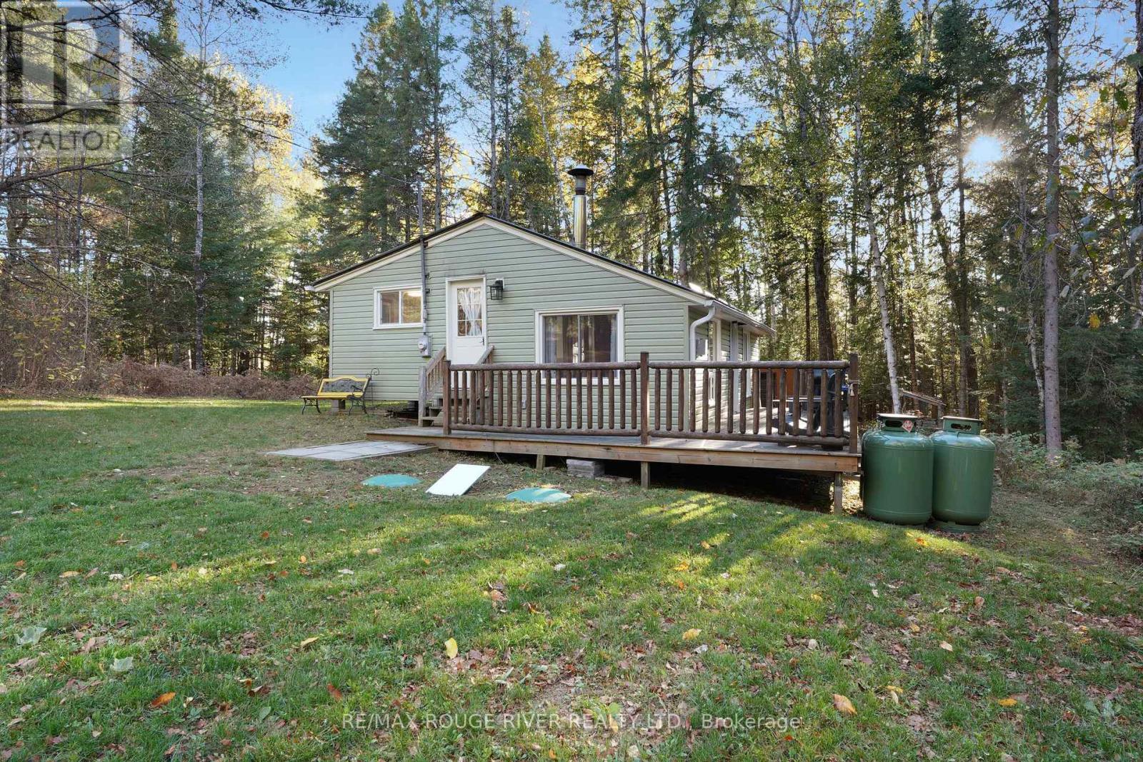 23 Egan Lane, Bancroft, Ontario  K0L 2L0 - Photo 9 - X12462256