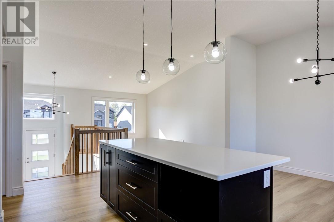 233 Eclipse Street, Sudbury, Ontario  P3B 0E6 - Photo 6 - 2125212