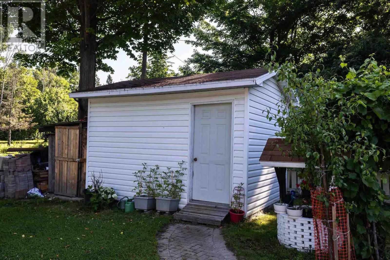 60 Tilley Rd, Sault Ste. Marie, Ontario  P6B 3Y6 - Photo 7 - SM252014