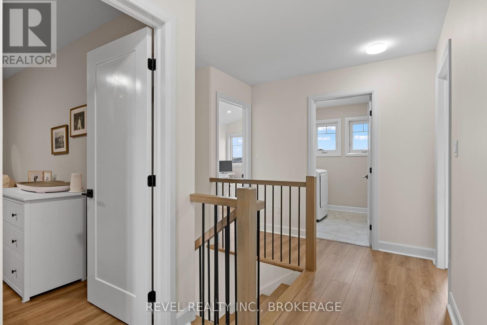 121 Creighton Drive, Loyalist (Lennox And Addington - South), Ontario  K0H 2H0 - Photo 15 - X12462524