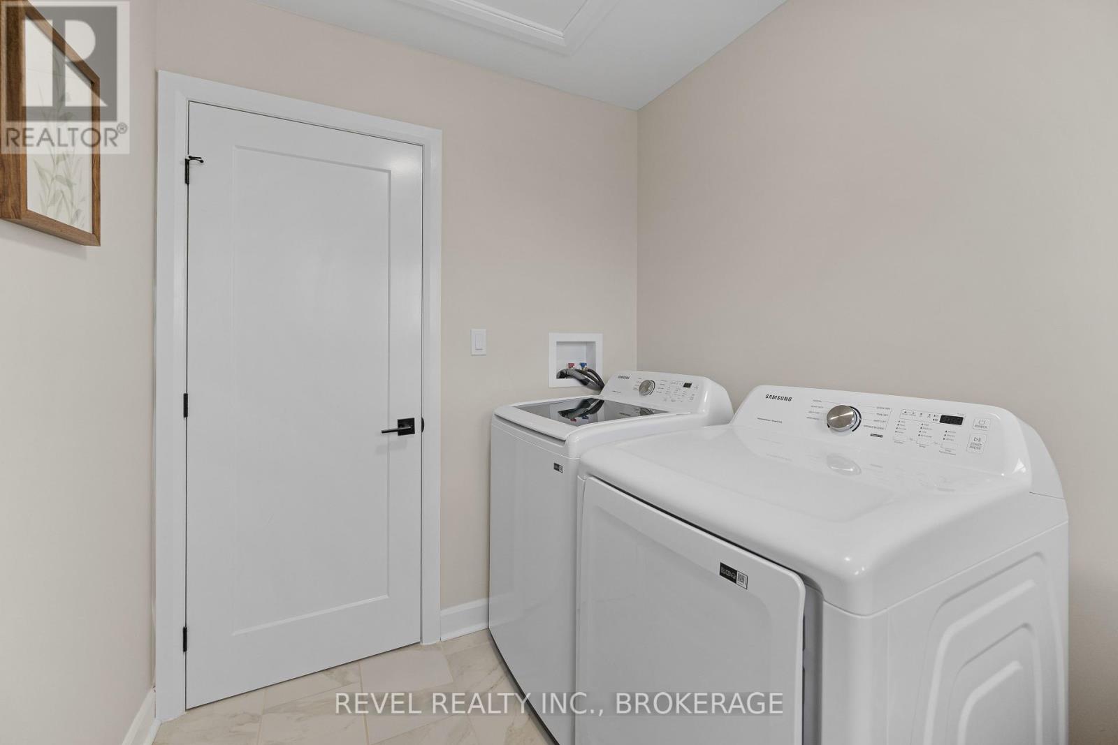 121 Creighton Drive, Loyalist (Lennox And Addington - South), Ontario  K0H 2H0 - Photo 17 - X12462524