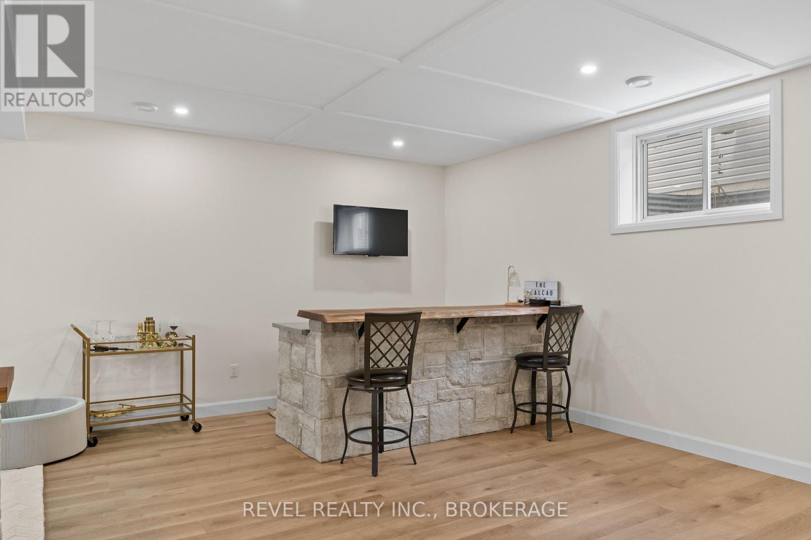 121 Creighton Drive, Loyalist (Lennox And Addington - South), Ontario  K0H 2H0 - Photo 32 - X12462524