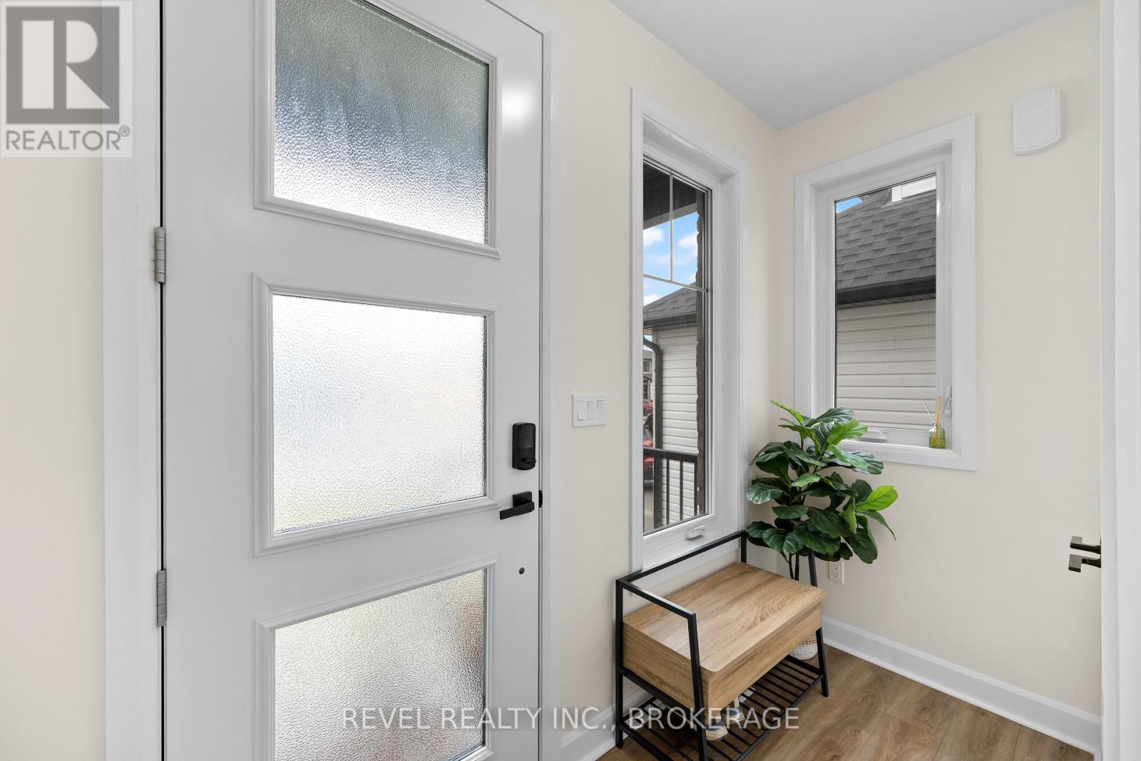 121 Creighton Drive, Loyalist (Lennox And Addington - South), Ontario  K0H 2H0 - Photo 6 - X12462524