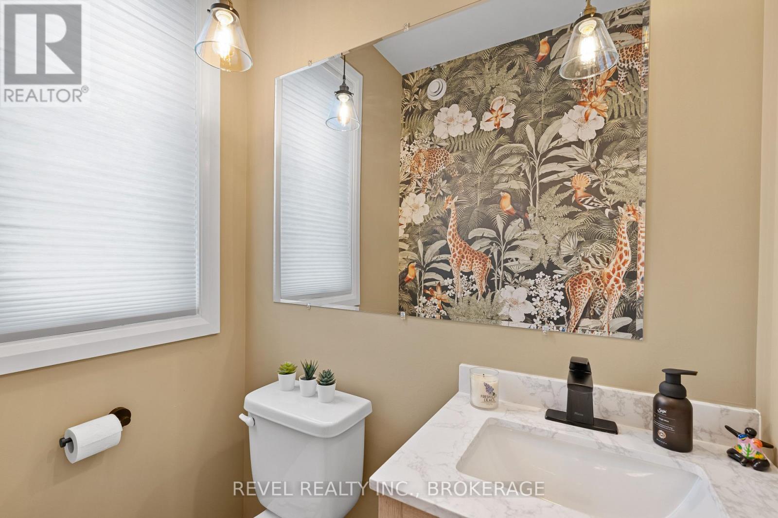 121 Creighton Drive, Loyalist (Lennox And Addington - South), Ontario  K0H 2H0 - Photo 8 - X12462524