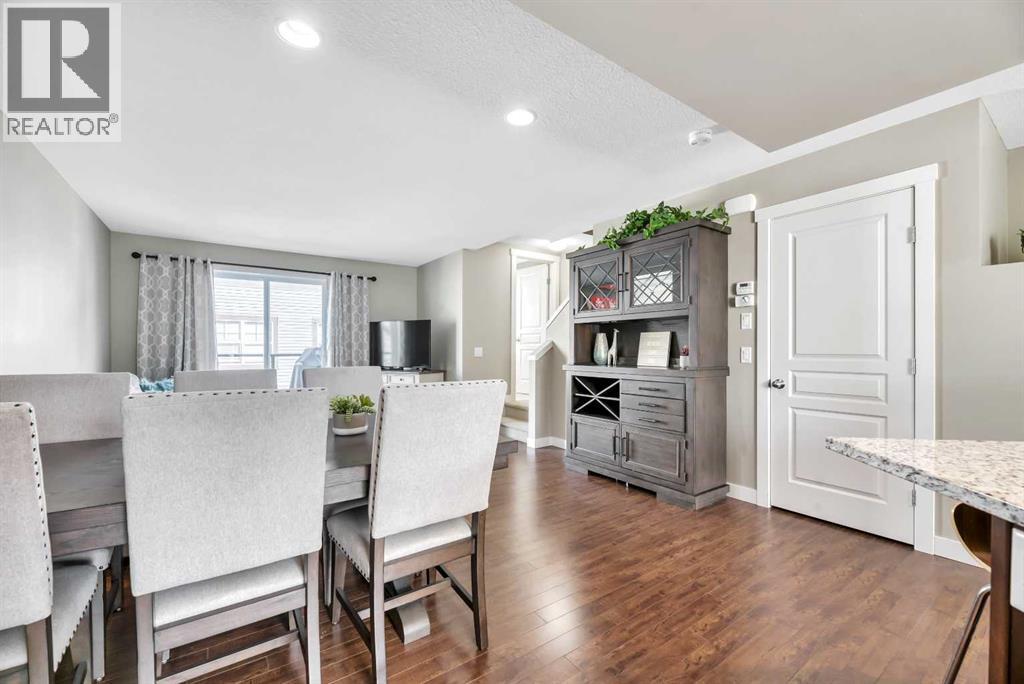 576 Mckenzie Towne Drive Se, Calgary, Alberta  T2Z 1C7 - Photo 6 - A2248974