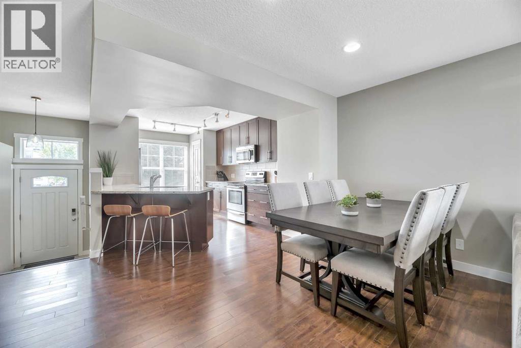 576 Mckenzie Towne Drive Se, Calgary, Alberta  T2Z 1C7 - Photo 8 - A2248974