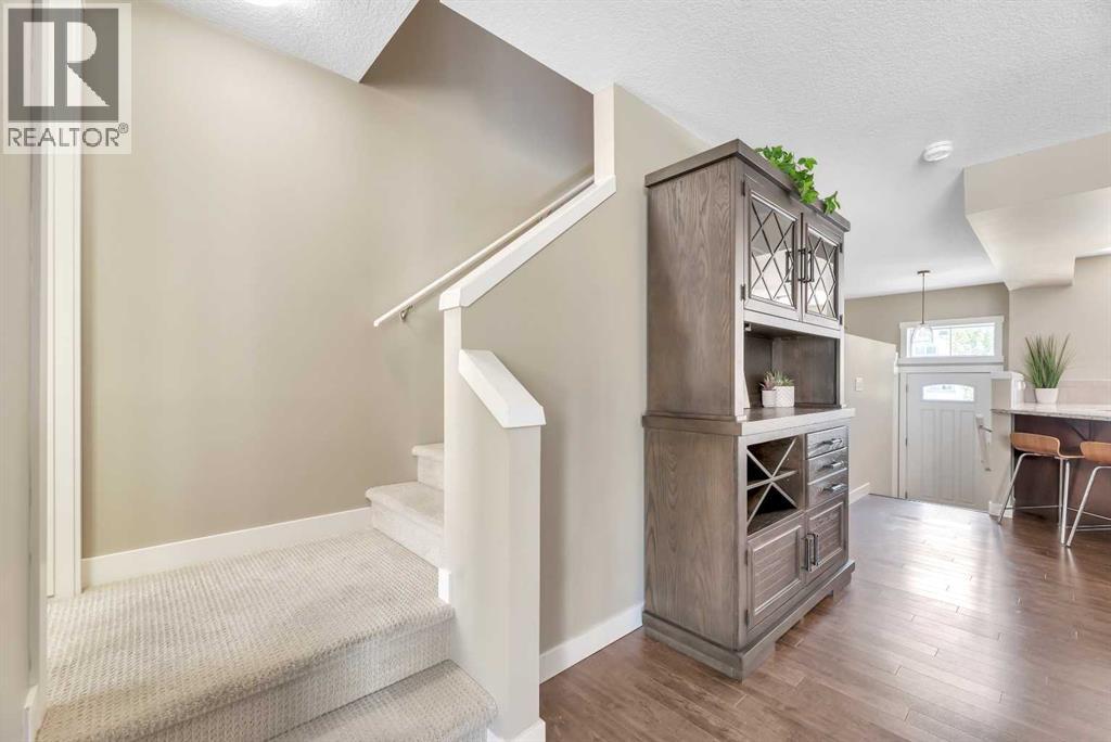 576 Mckenzie Towne Drive Se, Calgary, Alberta  T2Z 1C7 - Photo 11 - A2248974