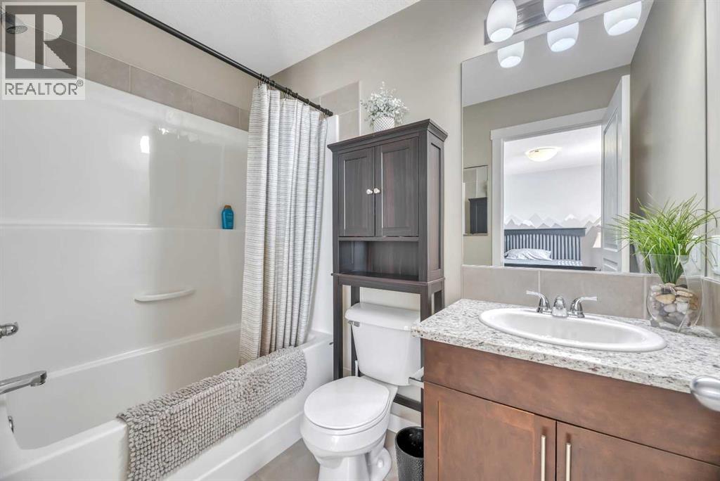 576 Mckenzie Towne Drive Se, Calgary, Alberta  T2Z 1C7 - Photo 22 - A2248974
