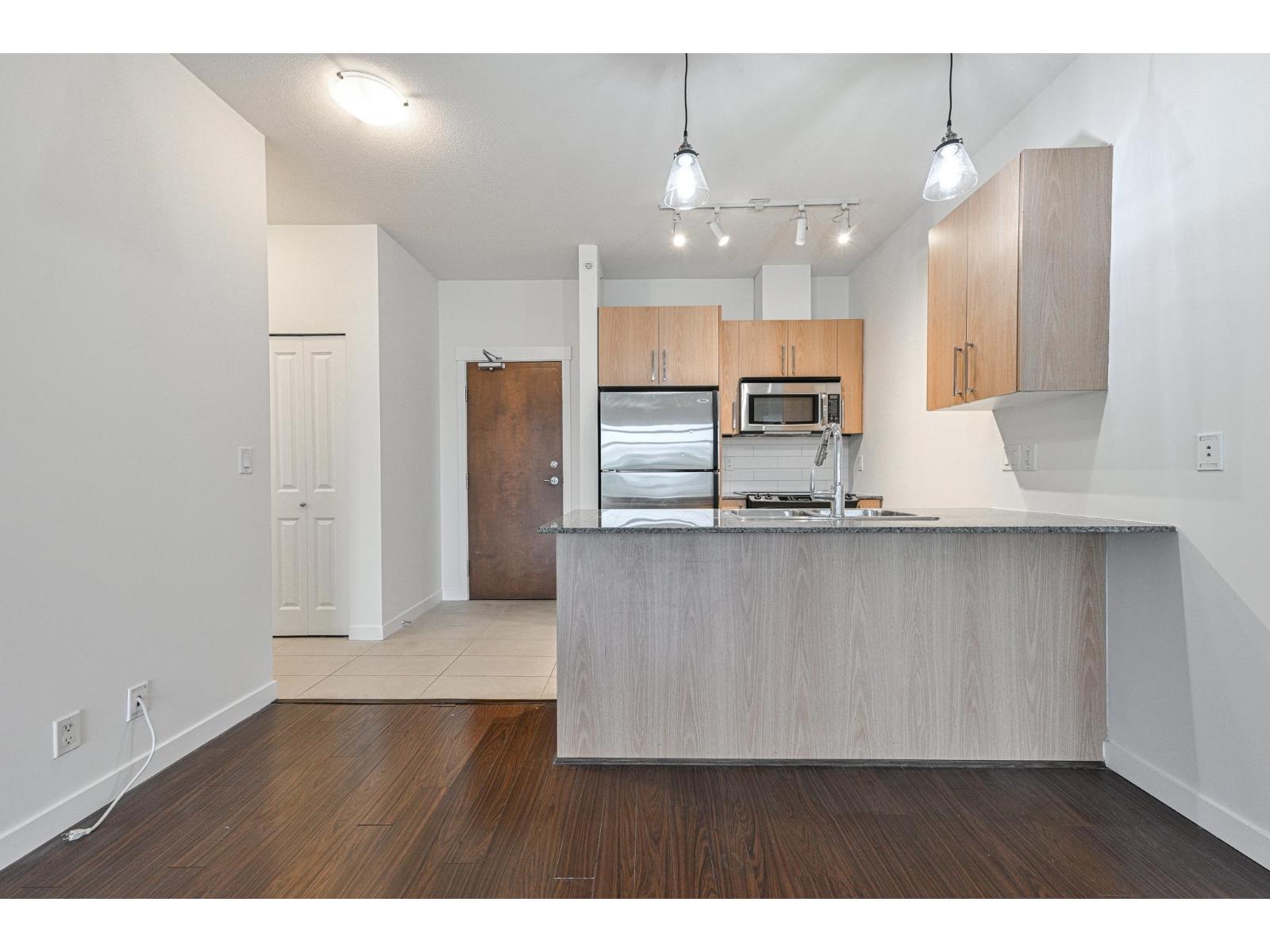 401 2943 Nelson Place, Abbotsford, British Columbia  V2S 0C8 - Photo 9 - R3057811