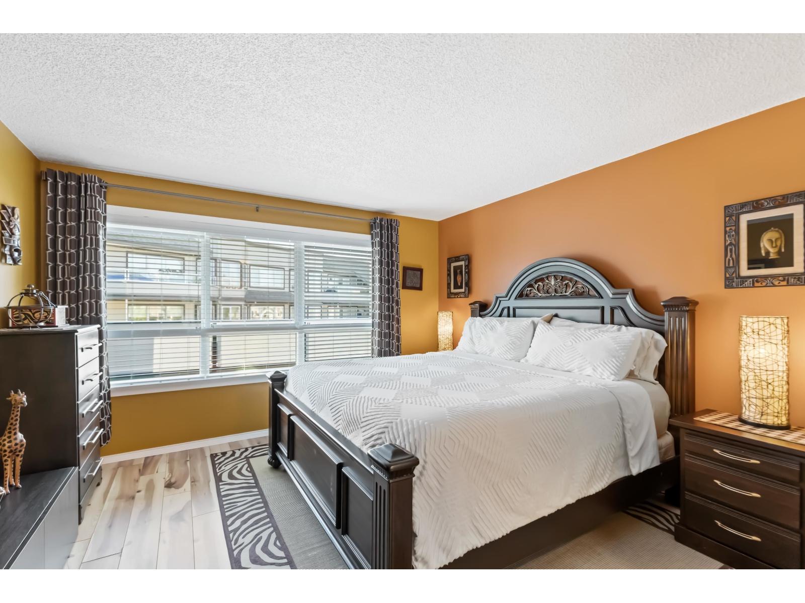 203 1830 E Southmere Crescent, Surrey, British Columbia  V4A 9C2 - Photo 14 - R3057735