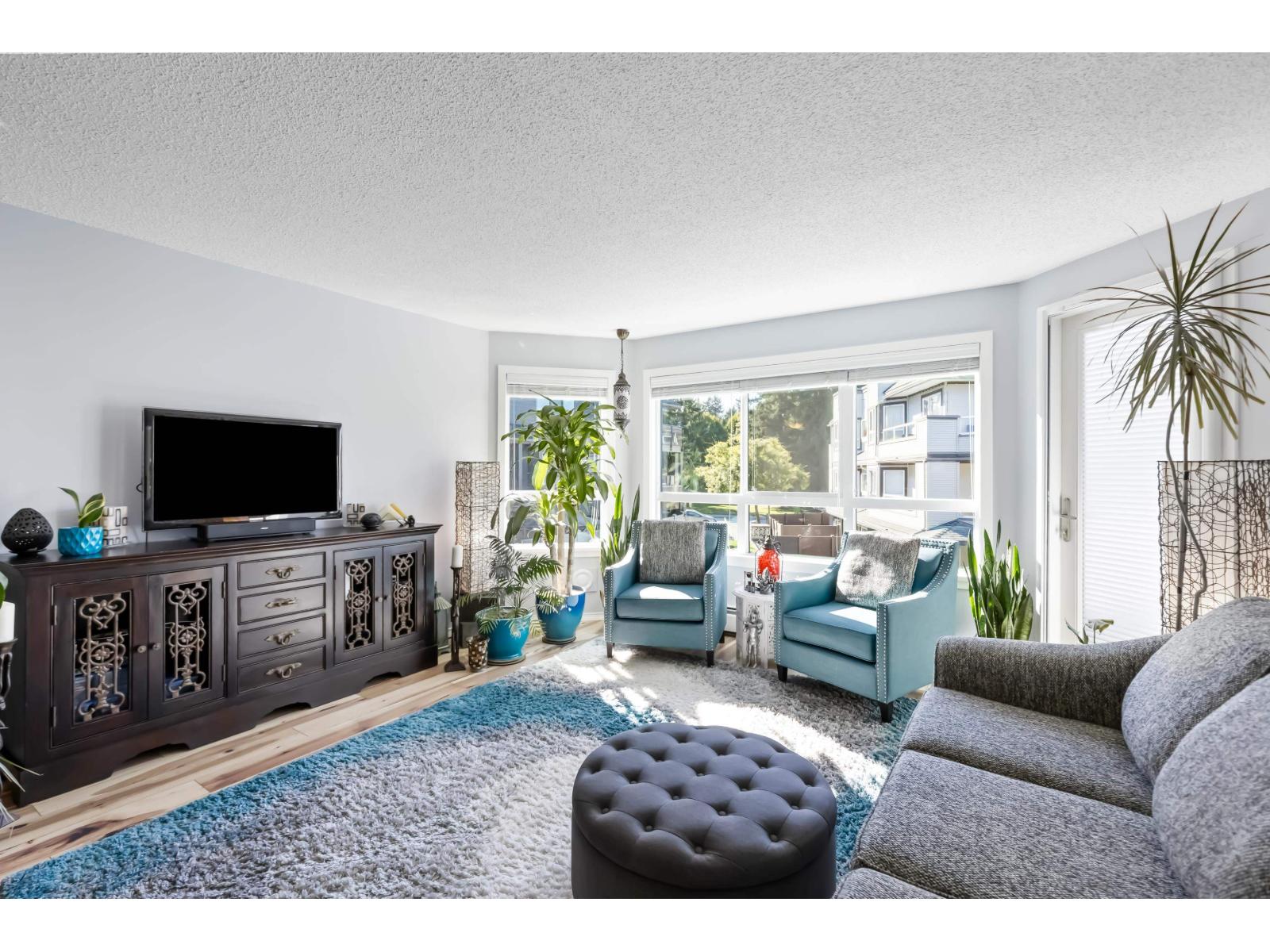 203 1830 E Southmere Crescent, Surrey, British Columbia  V4A 9C2 - Photo 9 - R3057735