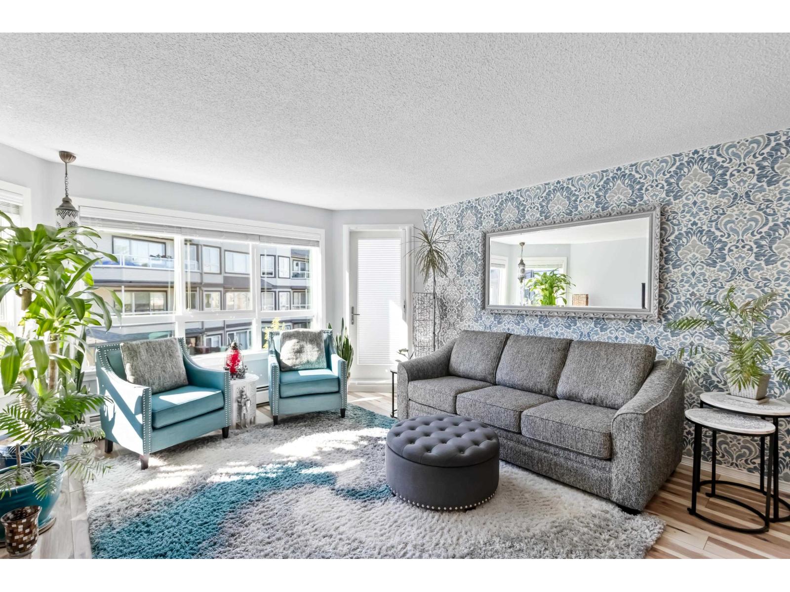 203 1830 E Southmere Crescent, Surrey, British Columbia  V4A 9C2 - Photo 7 - R3057735