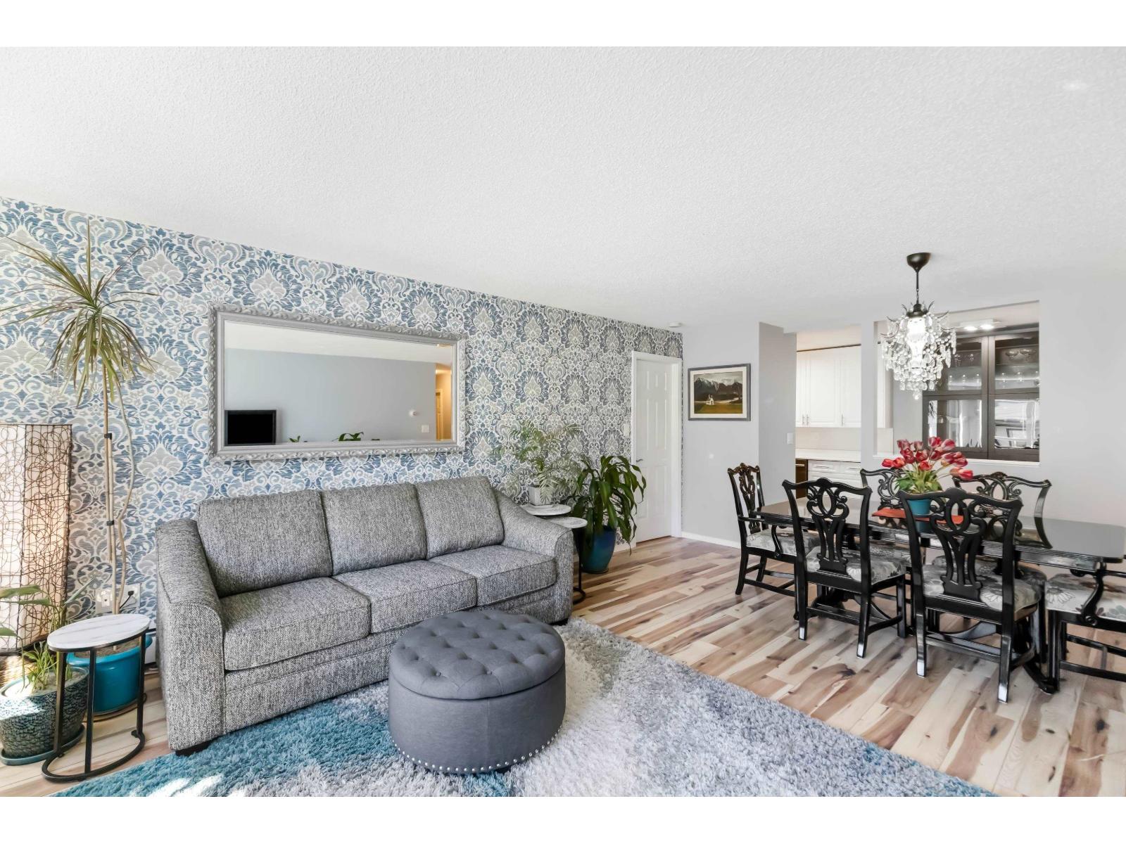 203 1830 E Southmere Crescent, Surrey, British Columbia  V4A 9C2 - Photo 10 - R3057735