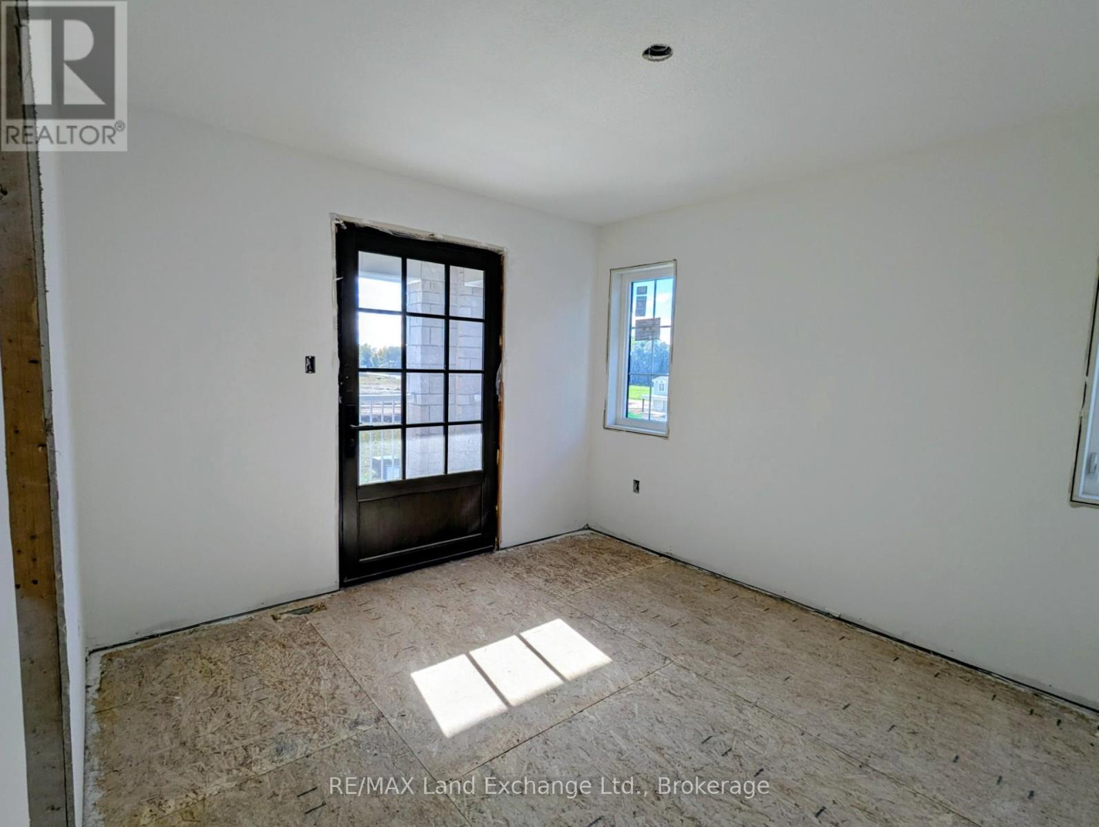 119 Inverness Street N, Kincardine, Ontario  N2Z 1J4 - Photo 4 - X12462500