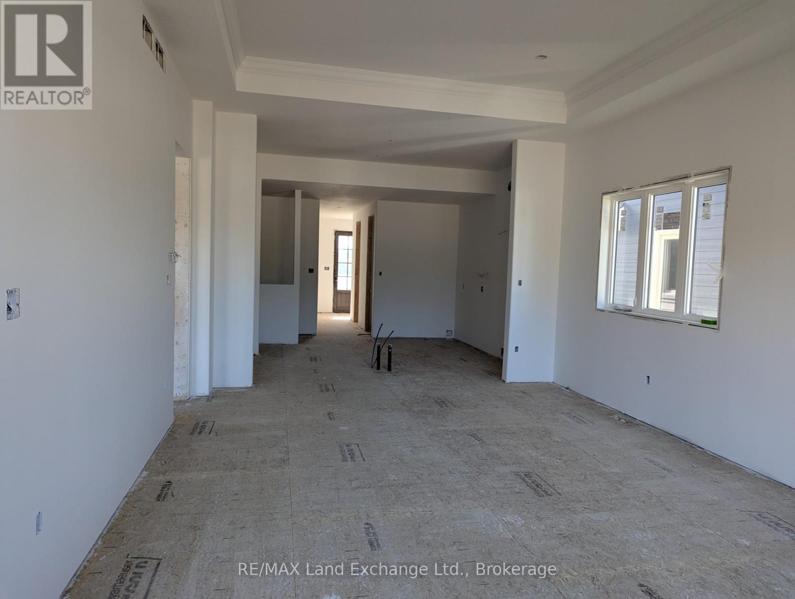 119 Inverness Street N, Kincardine, Ontario  N2Z 1J4 - Photo 5 - X12462500