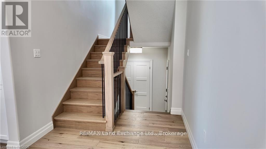 119 Inverness Street N, Kincardine, Ontario  N2Z 1J4 - Photo 9 - X12462500
