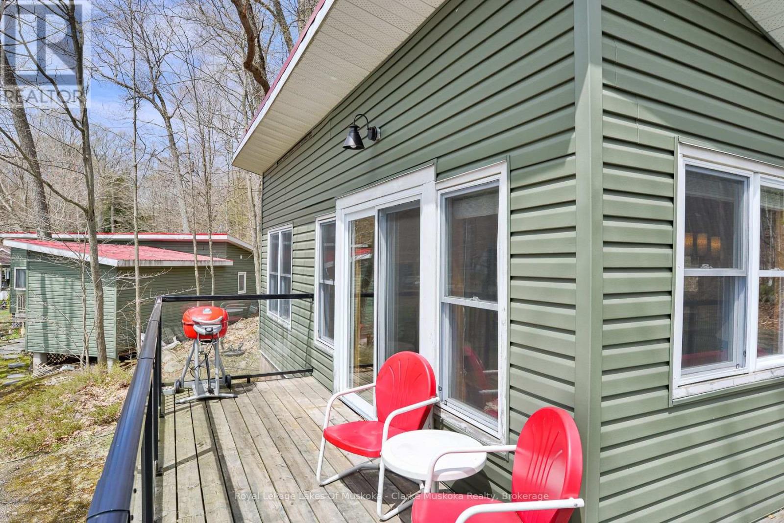 7 - 7 Silver Point Road, Seguin, Ontario  P2A 2W8 - Photo 4 - X12462528
