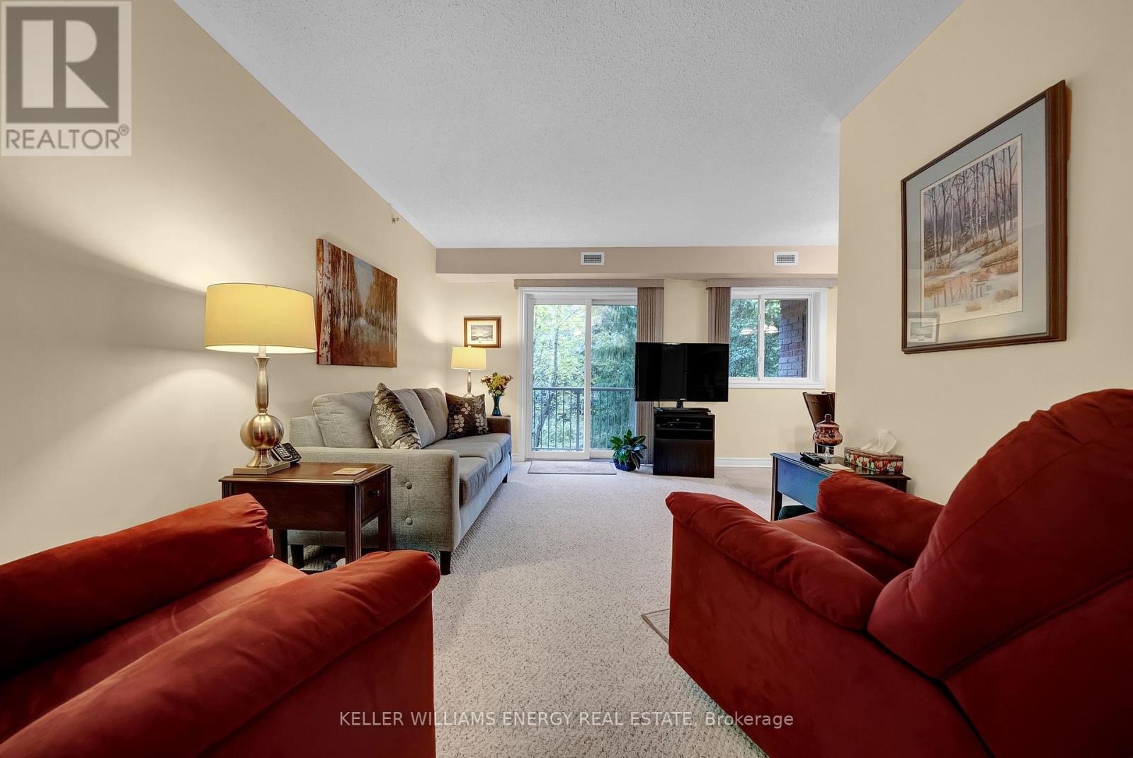 208 - 841 Battell Street, Cobourg, Ontario K9A 0B9 - Photo 10 - X12462545