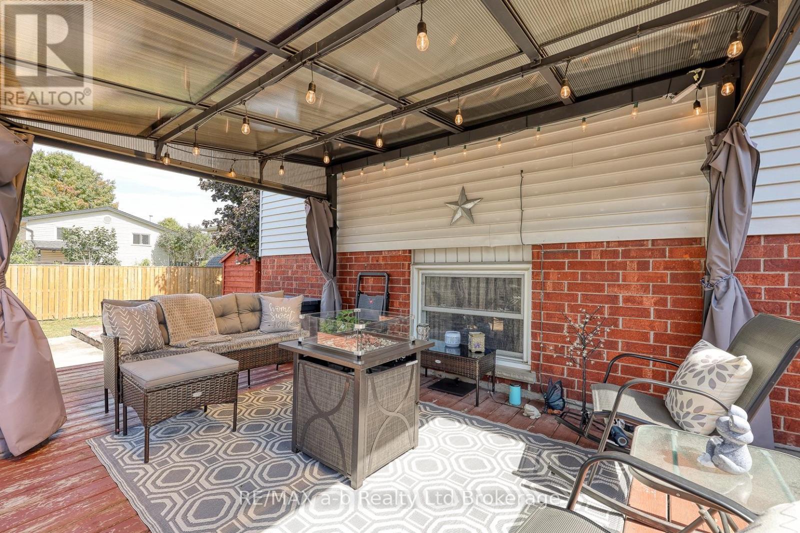 Photo 31 of 48 for 36 Portsmouth Road