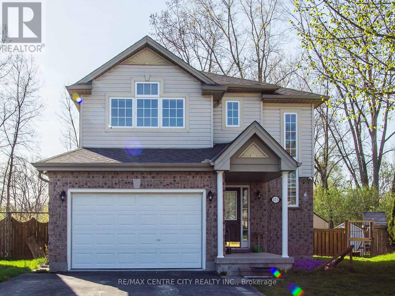 371 RIDGEVIEW COURT, London East, Ontario