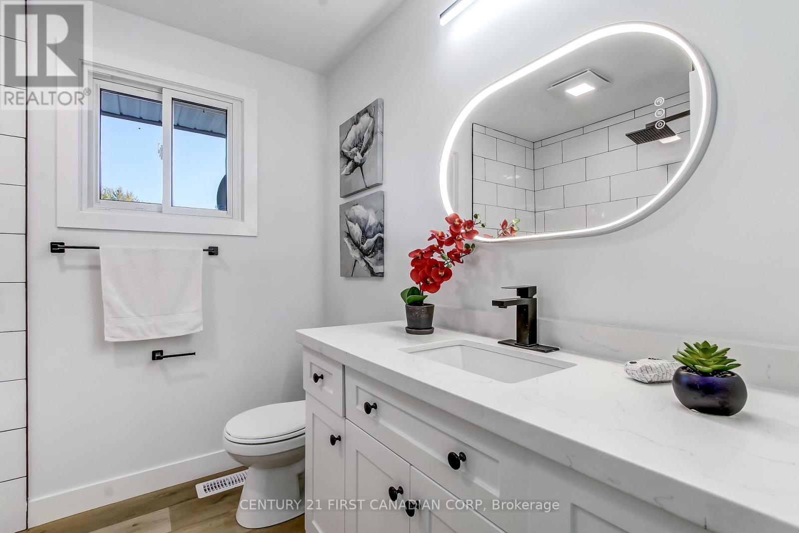 59 Augusta Crescent, London South (South X), Ontario  N6E 2C9 - Photo 9 - X12462550