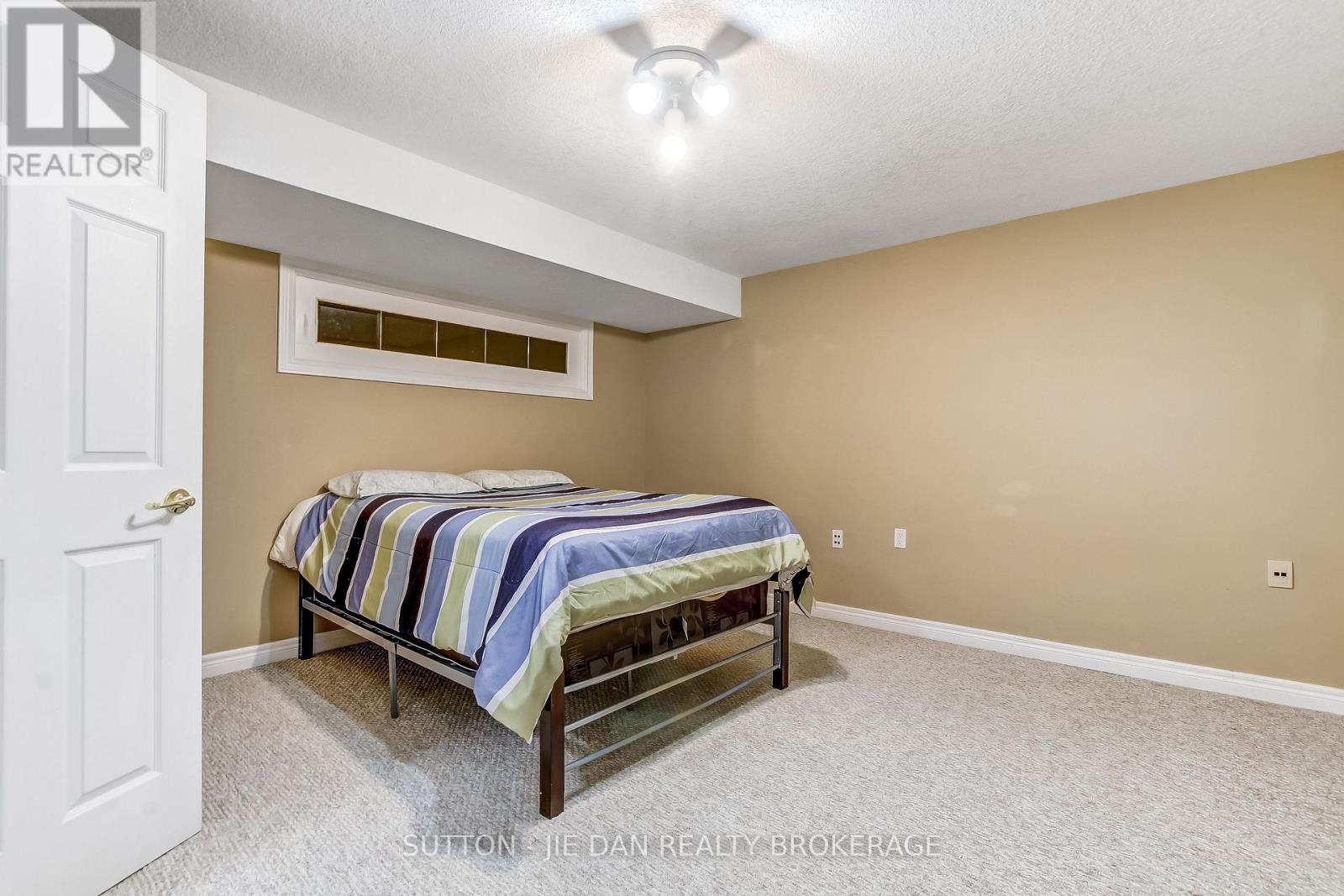 23 - 1574 Richmond Street, London North, Ontario  N6G 5H7 - Photo 8 - X12462557