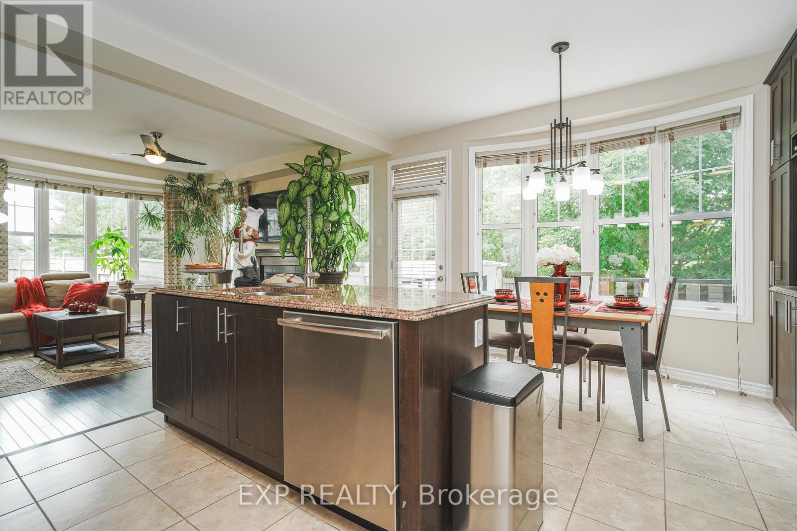 400 Brigatine Avenue, Ottawa, Ontario  K2S 0P7 - Photo 15 - X12462579