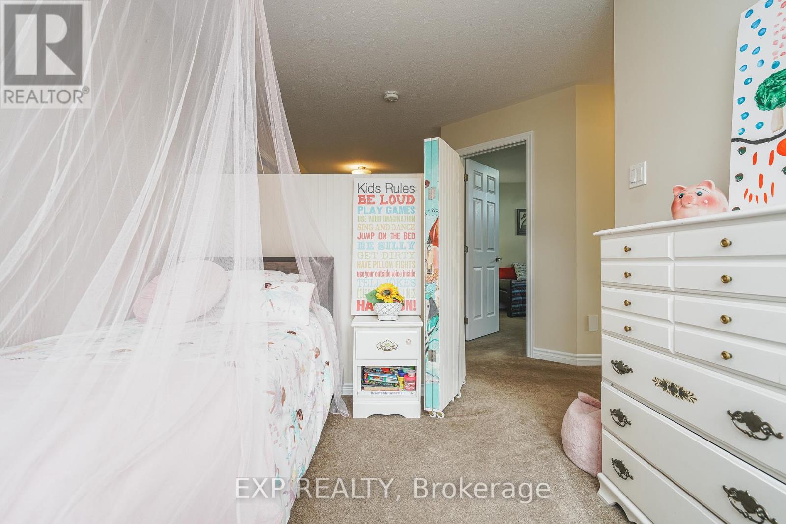 400 Brigatine Avenue, Ottawa, Ontario  K2S 0P7 - Photo 20 - X12462579