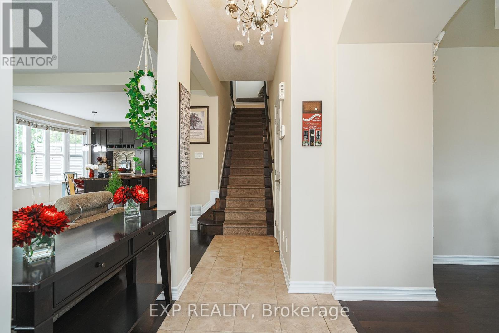 400 Brigatine Avenue, Ottawa, Ontario  K2S 0P7 - Photo 3 - X12462579