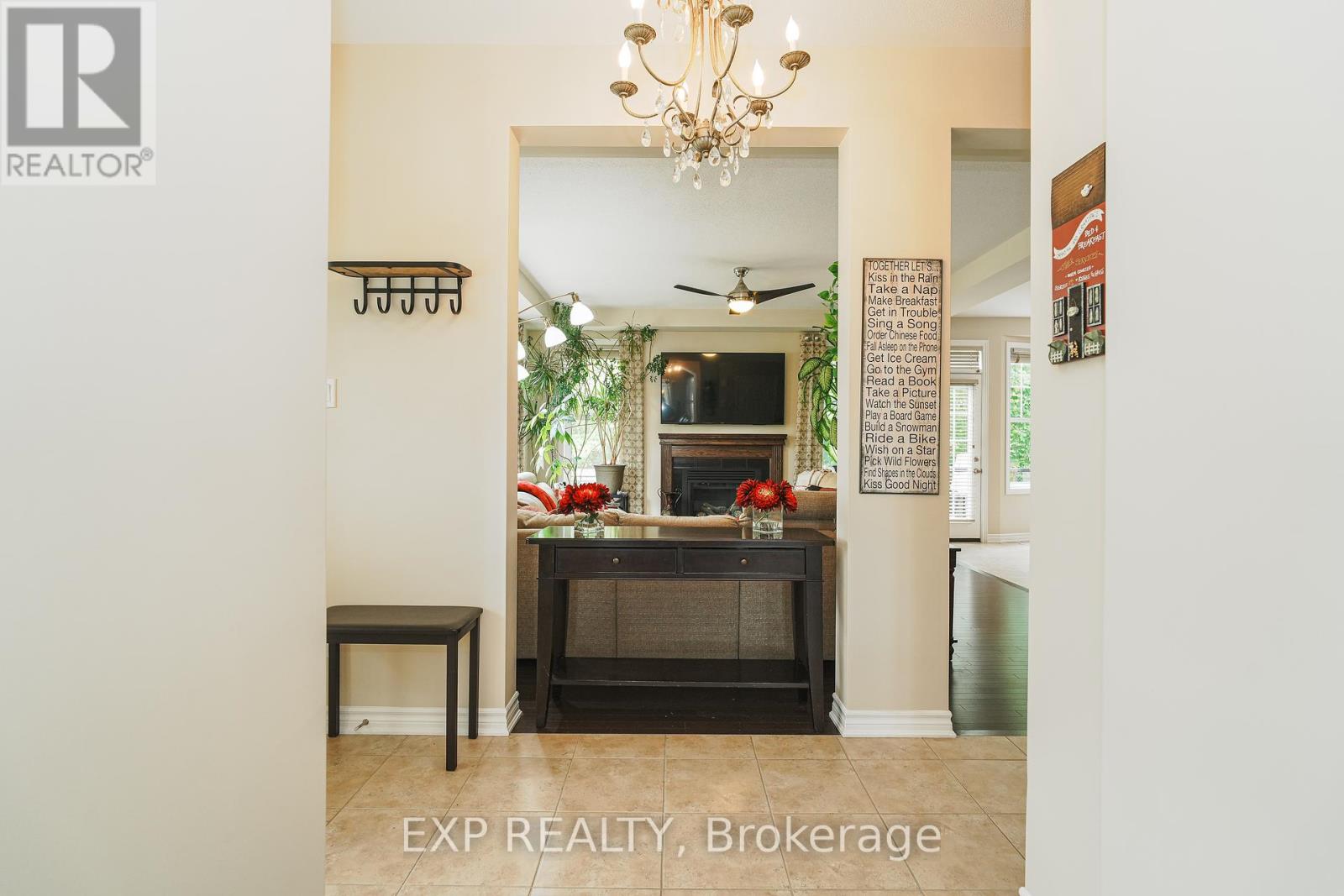 400 Brigatine Avenue, Ottawa, Ontario  K2S 0P7 - Photo 5 - X12462579