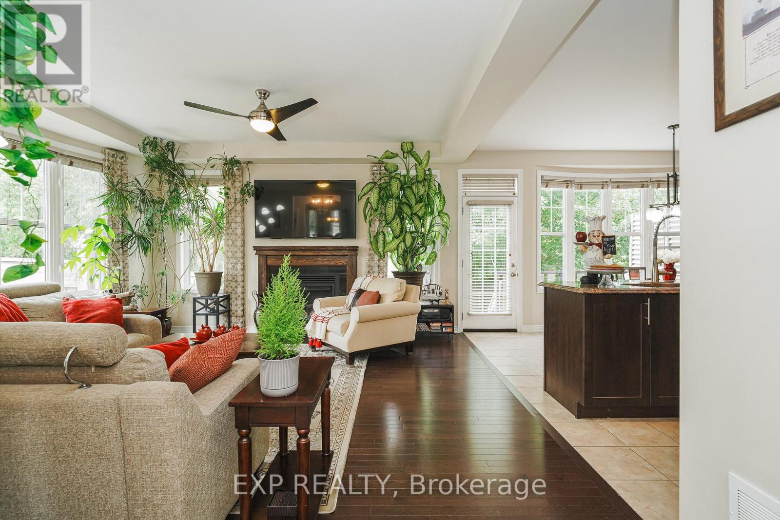 400 Brigatine Avenue, Ottawa, Ontario  K2S 0P7 - Photo 7 - X12462579