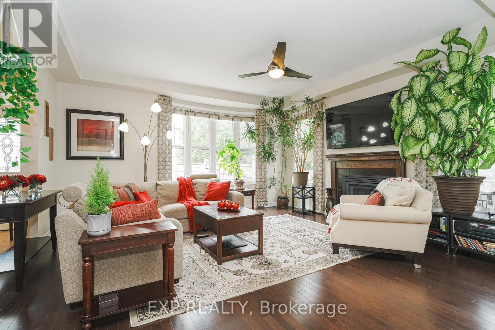 400 Brigatine Avenue, Ottawa, Ontario  K2S 0P7 - Photo 8 - X12462579