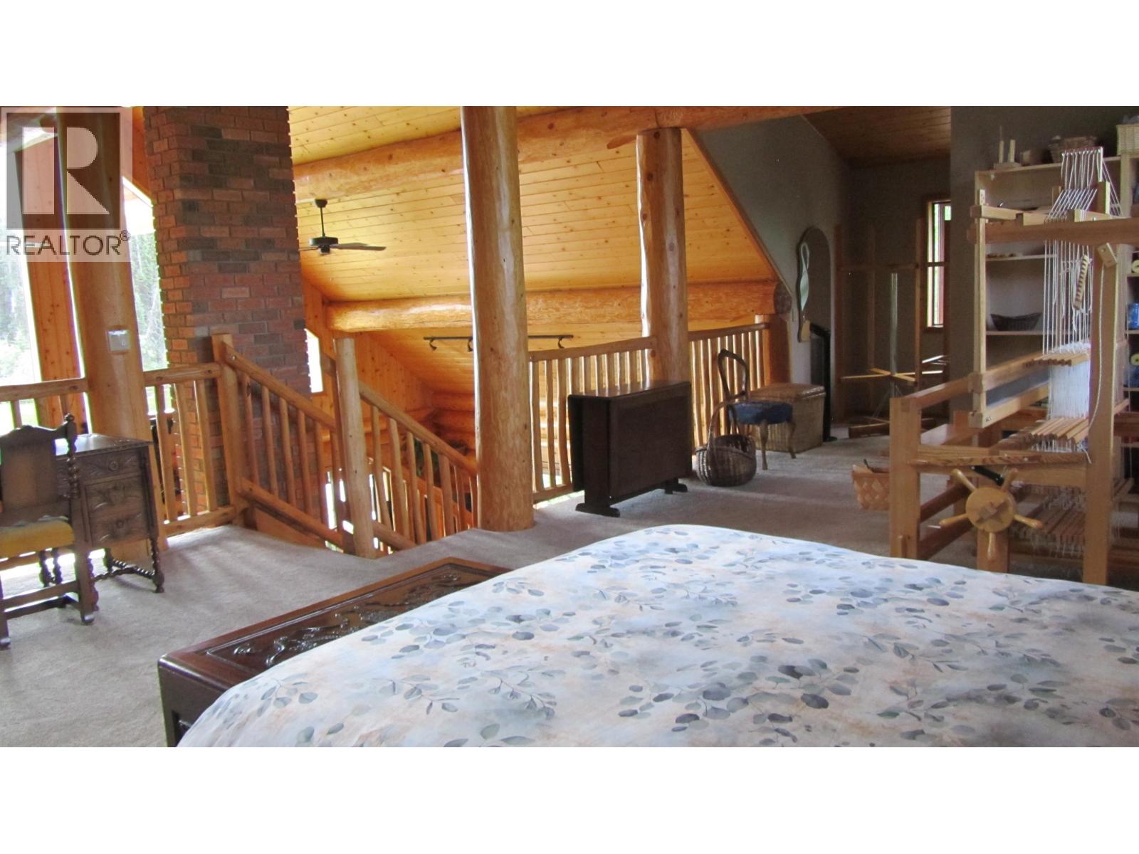 8528 24 Highway, Bridge Lake, British Columbia  V0K 1E0 - Photo 23 - R3058535