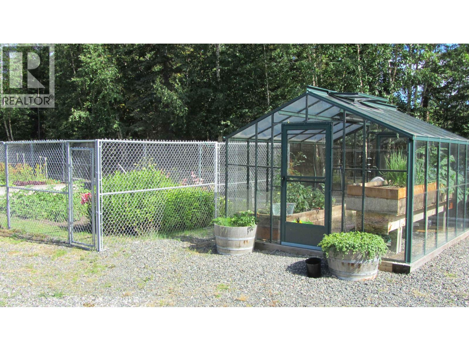 8528 24 Highway, Bridge Lake, British Columbia  V0K 1E0 - Photo 30 - R3058535