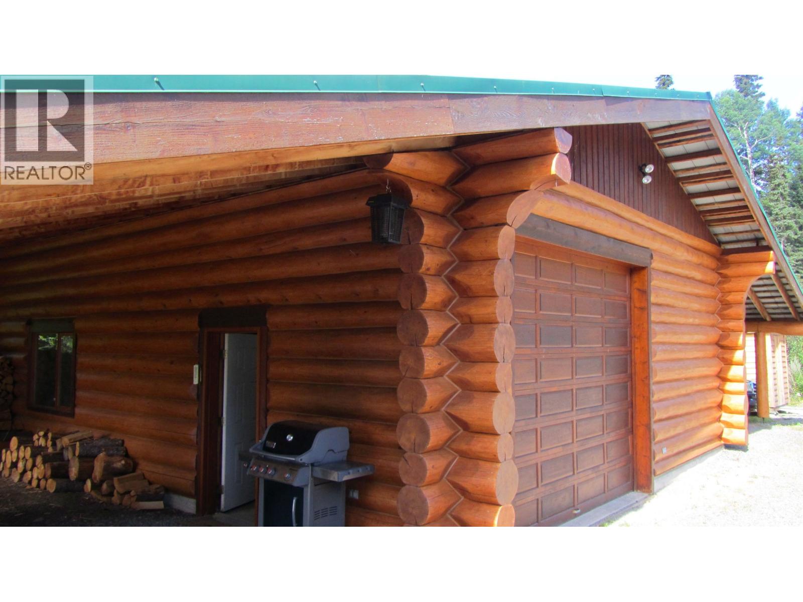 8528 24 Highway, Bridge Lake, British Columbia  V0K 1E0 - Photo 32 - R3058535