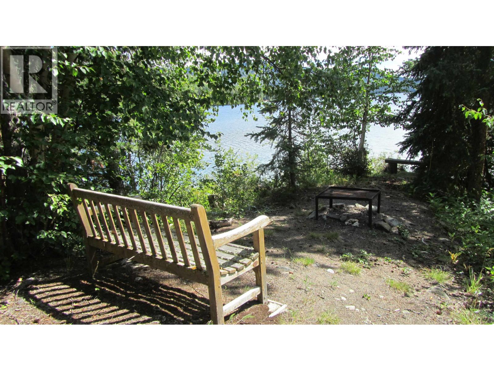 8528 24 Highway, Bridge Lake, British Columbia  V0K 1E0 - Photo 36 - R3058535