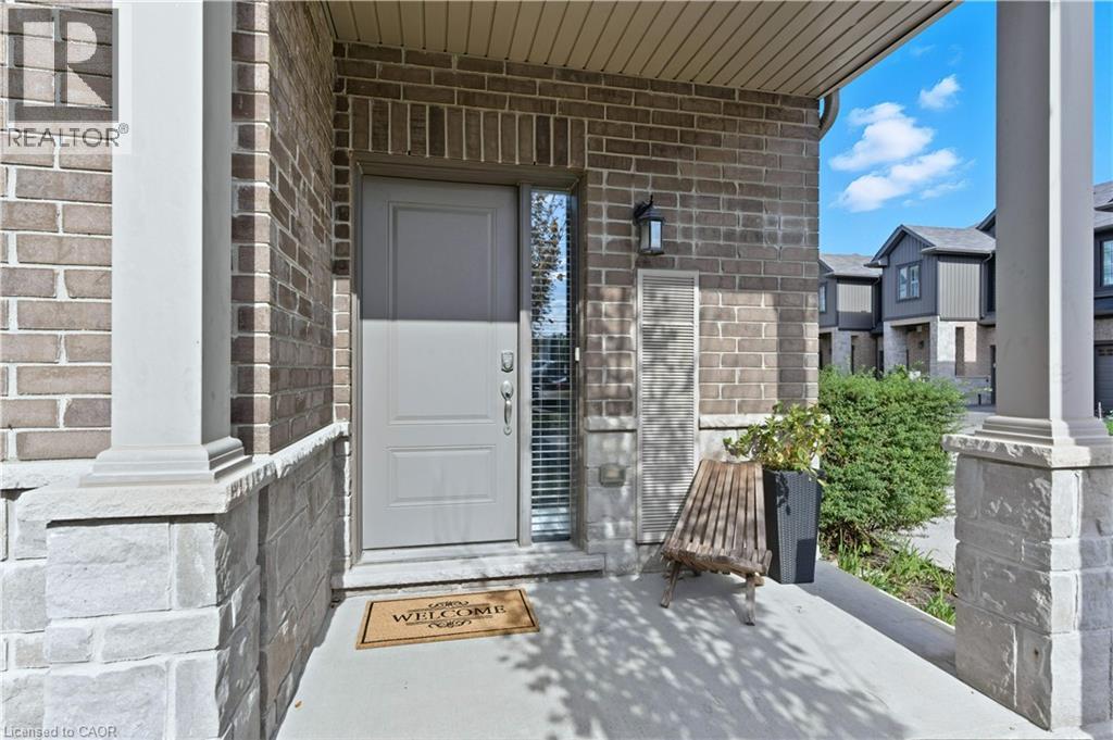 377 Glancaster Road Unit# 54, Hamilton, Ontario  L9G 0G4 - Photo 2 - 40778112